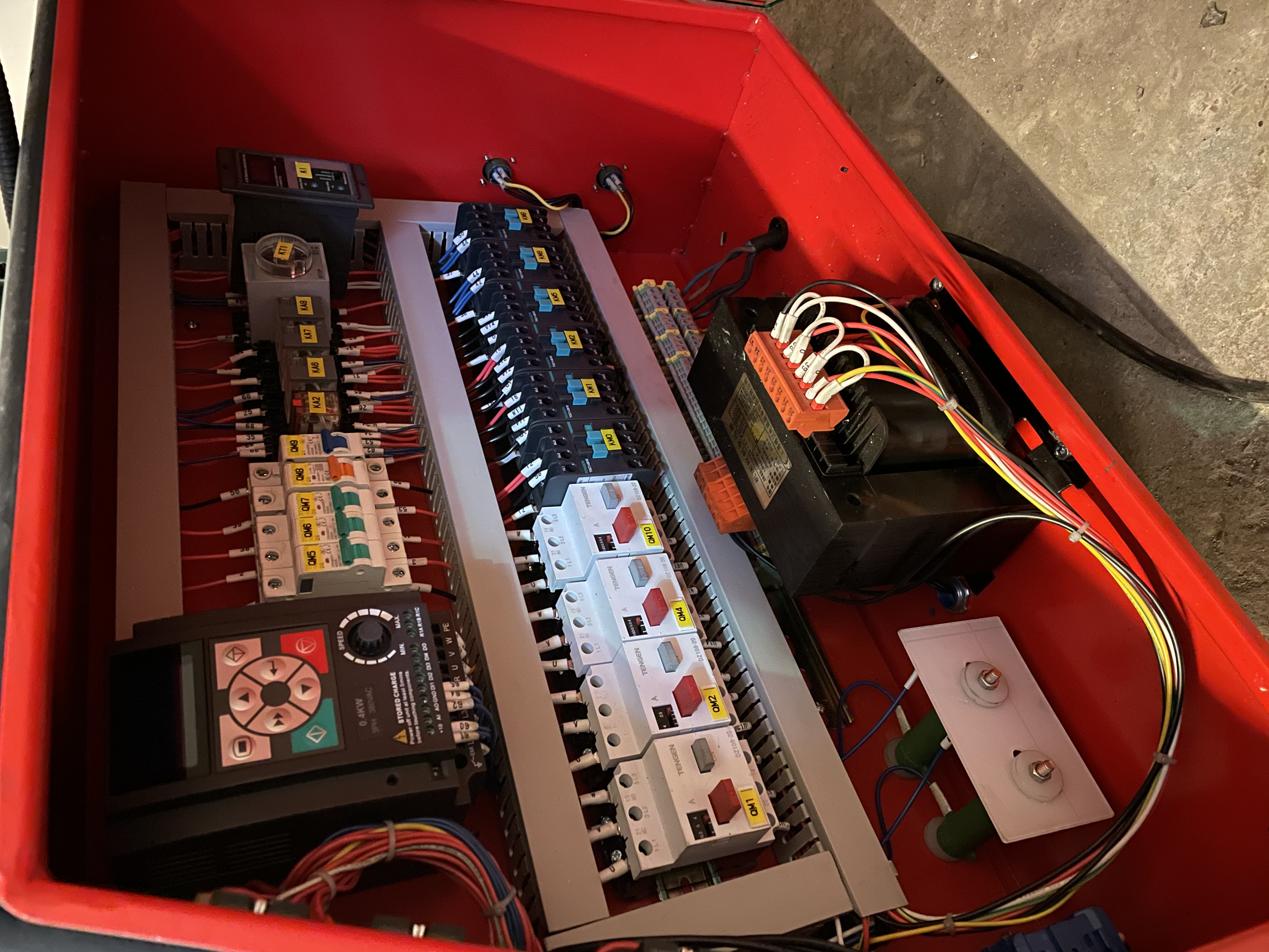 Плоскошлифовальный станок с УЦИ ПС-2046Ф1 исп. №2