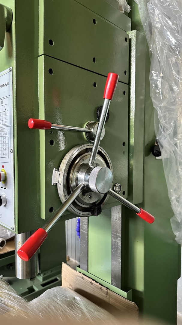 Сверлильный станок с коробчатой колонной ВСК-50